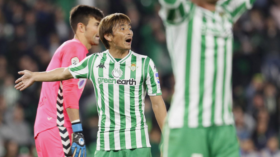 Takashi Inui llega cedido hasta final de curso