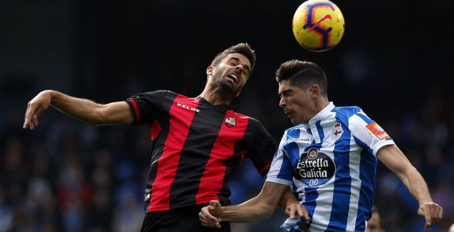 Carlos Fernández ha marcado sus cinco goles al abrigo de Riazor