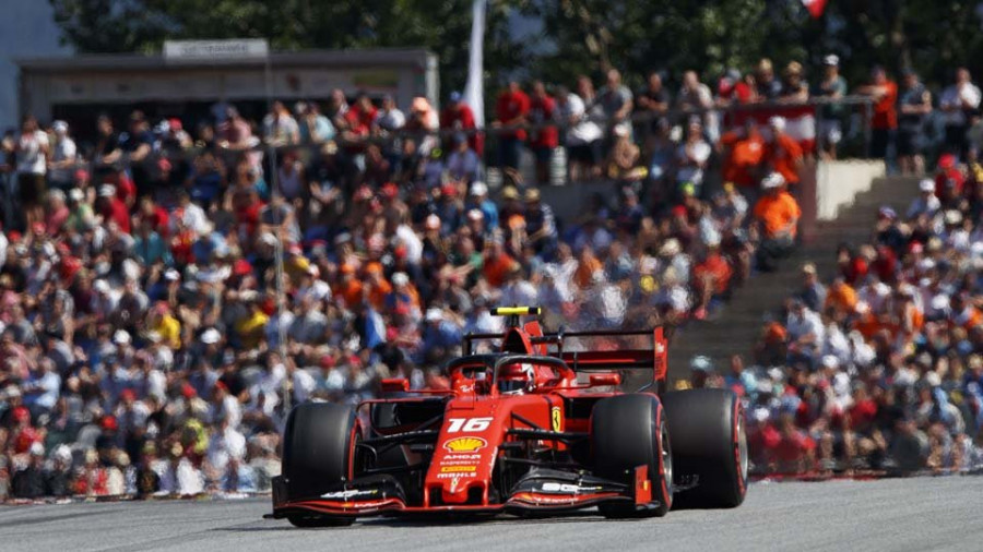 Charles Leclerc saca brillo al rojo de Ferrari