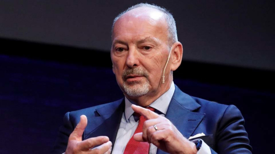 Peter Moore, dos cafés y el fichaje de Van Dijk