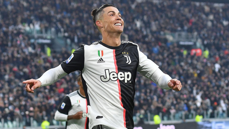 Cristiano firma un triplete  e “Ibra” no salva al Milan