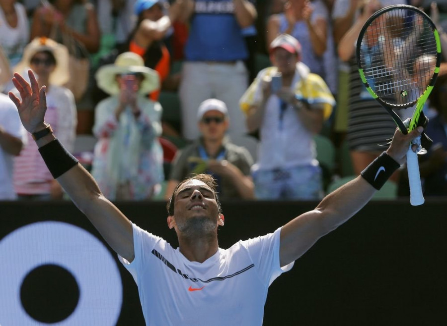 Nadal irrumpe con fuerza en Melbourne y se deshace de Mayer en tres sets