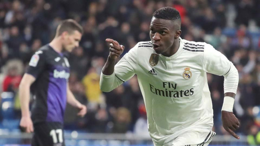 El Real Madrid encamina su pase a cuartos con un gran Vinicius