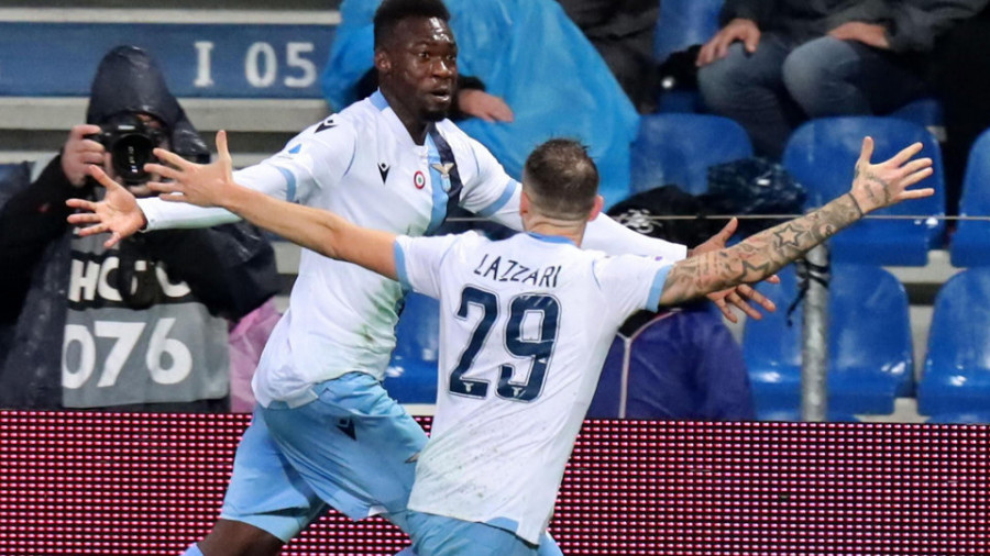 Caicedo salva al Lazio y el Roma no falla ante el Brescia