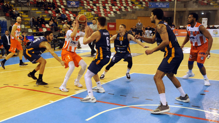 El Basquet Coruña, a cerrar el año con alegría y sin relajarse