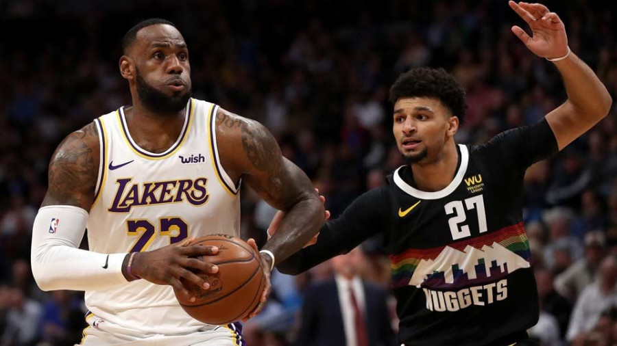 Los Lakers se recuperan frente a un rival directo