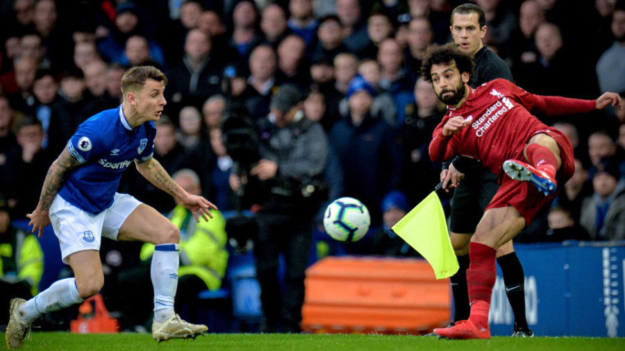 El Liverpool se deja el liderato en Goodison Park