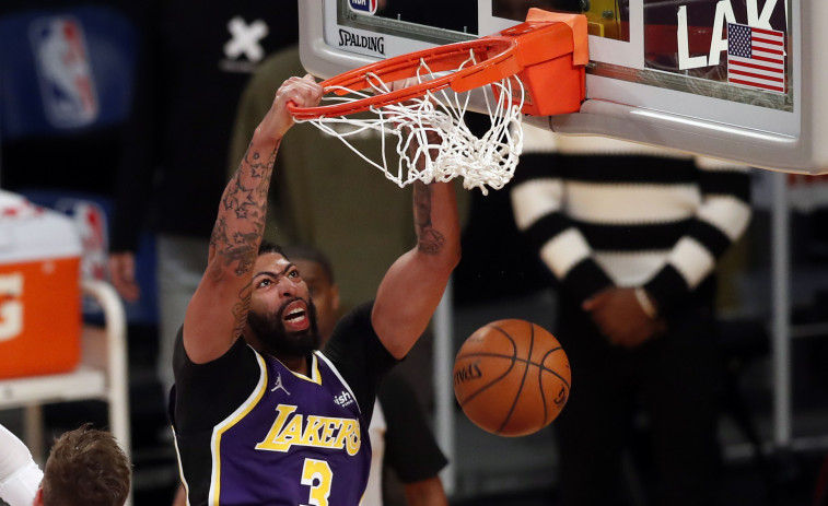 Anthony Davis se perderá 4 semanas con los Lakers por lesión