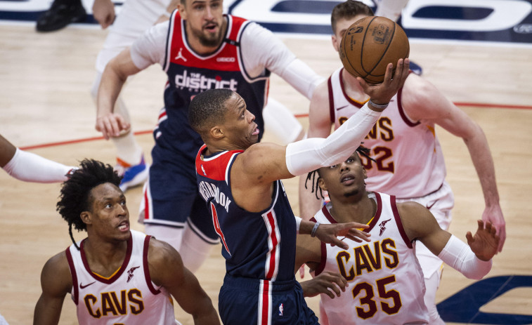 Los Wizards completan la nómina de postemporada