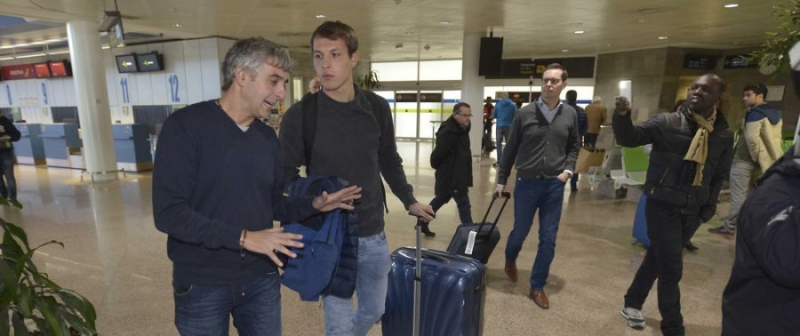 Davy Roef pasa el reconocimiento médico con el Depor