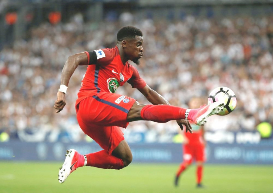 El Tottenham ficha a Aurier