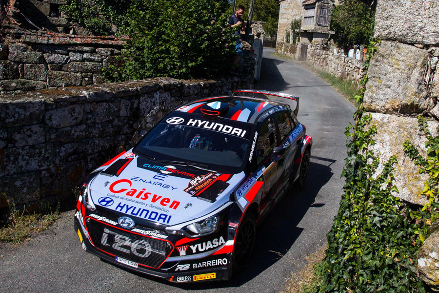 Iván Ares, segundo en el Rally de Ourense tras un rápido ‘Cohete’ Suárez