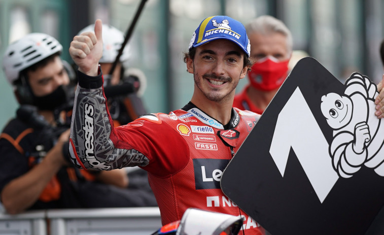 Bagnaia firma la pole y mete presión a Quartararo en MotoGP