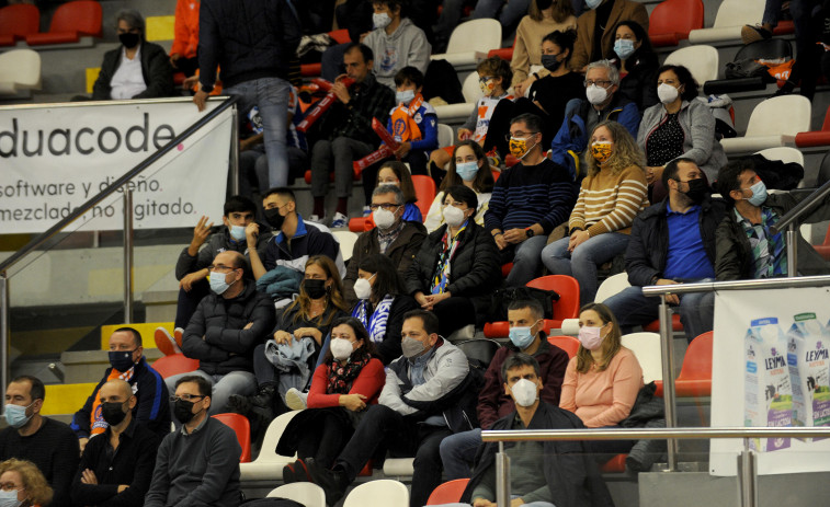 El Leyma Coruña cambia entradas por alimentos para el partido del Oviedo