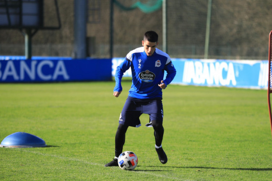 Jorge Valín buscará en el Cornellá los minutos que no tuvo en el Deportivo