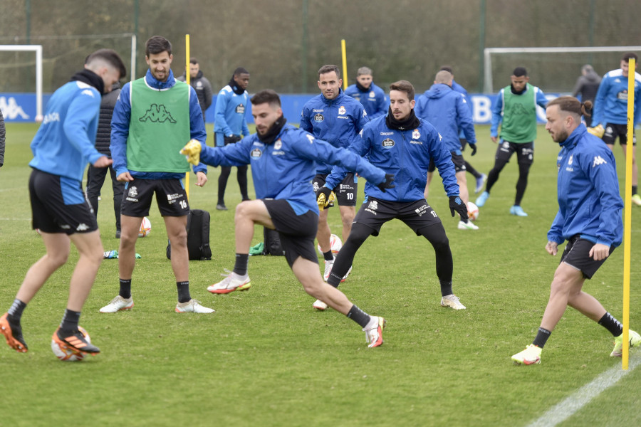 El Deportivo persigue en los entrenamientos poner fin a su sequía