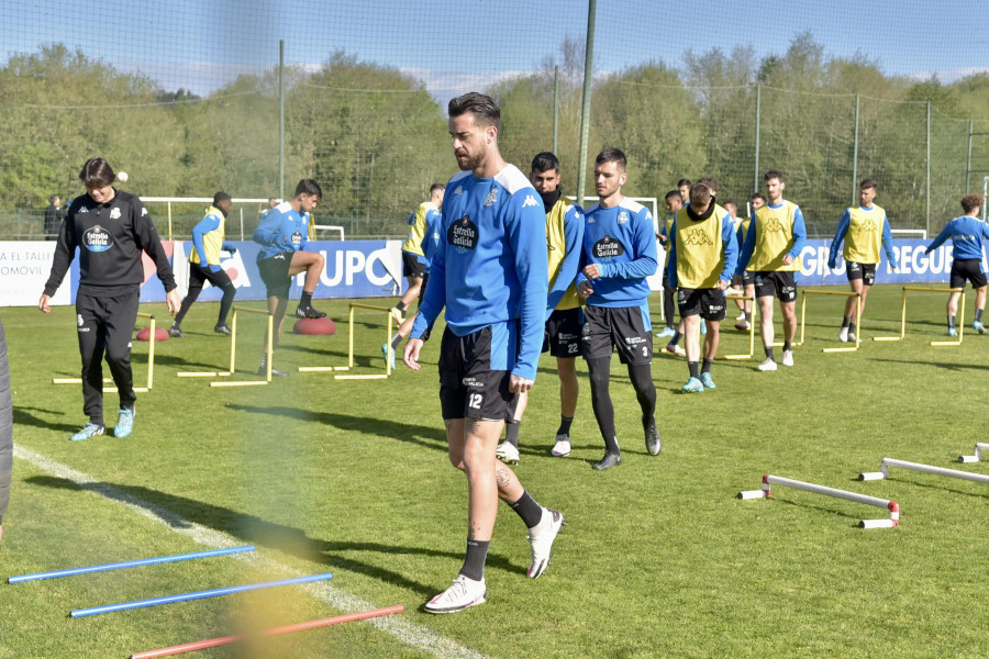 Toda la plantilla del Depor citada para el duelo de mañana