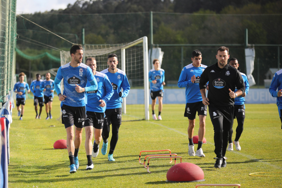 Jaime Sánchez y Menudo, al margen del grupo en el Depor