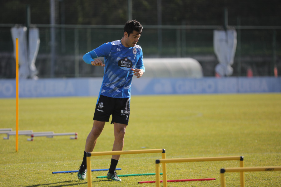 El Racing de Ferrol sigue a tres puntos del Deportivo