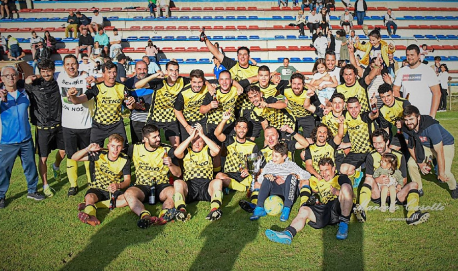 El mayor acierto de A Ribeira le permite alzarse con la Copa