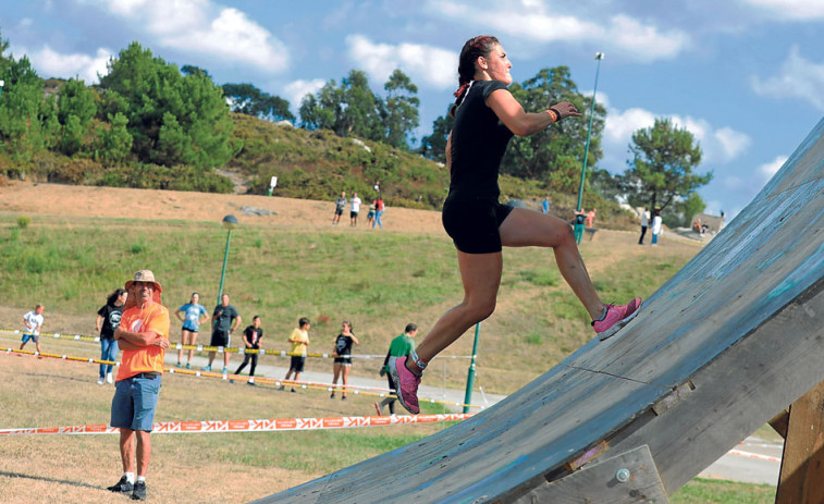 Damián Espasandín y Paula Esteiro, los mejores en la carrera  Gladiator Race en A Coruña