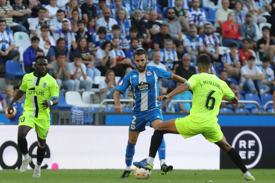 La afición deportivista, expectante tras un primer duelo con dos caras