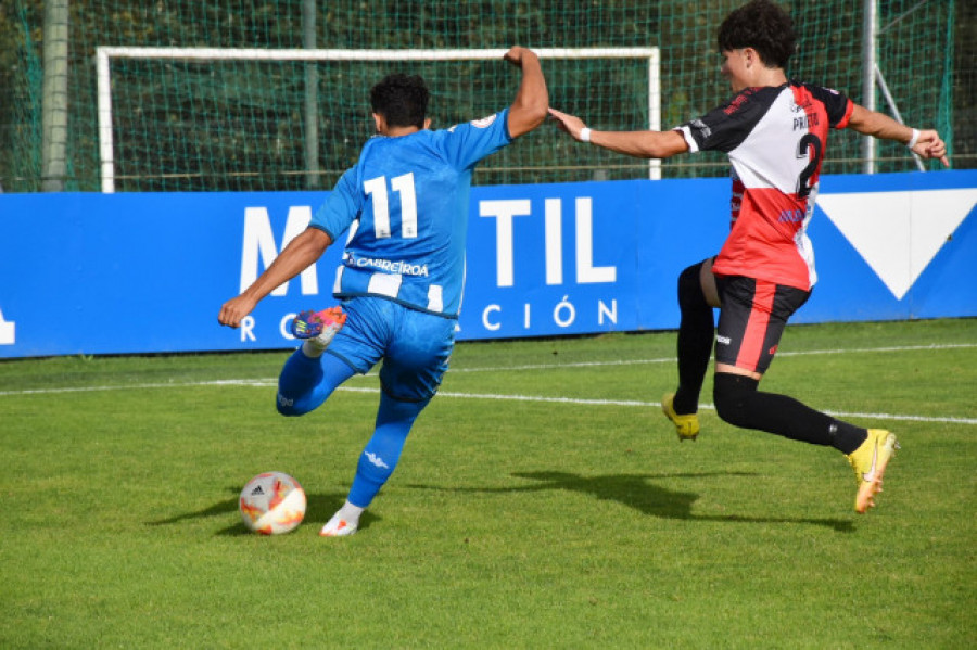 Un Arosa juvenil con demasiados altibajos cae ante el Dépor (4-1)