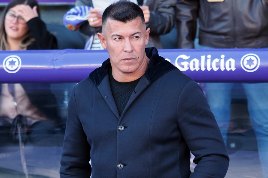 El argentino Almirón deja de ser entrenador del Elche