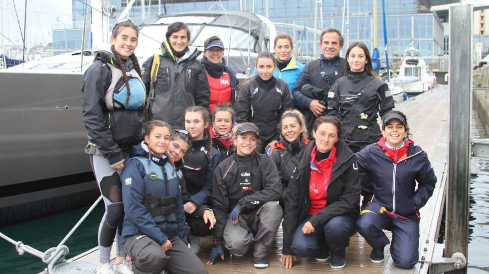 Vigo y Gijón dominan la primera jornada de la Regata Isabel Zendal