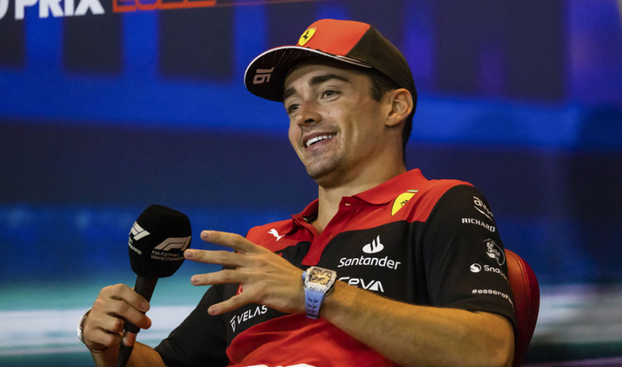 Leclerc pide a Ferrari que,  en cierto punto, tome partido