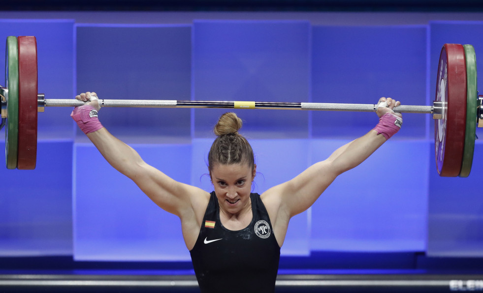 La coruñesa Irene Martínez 'blanquea' en el Mundial de halterofilia