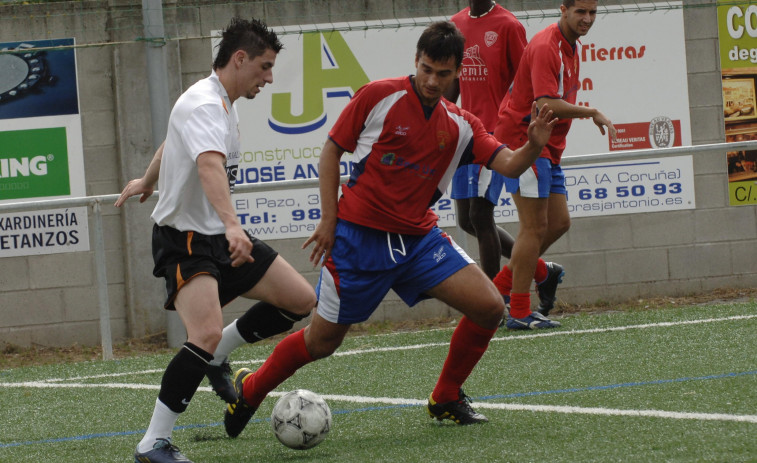 Interés y propuesta del Betanzos al central Xusto Pardeiro, ex del Silva