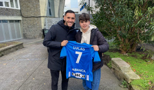 El fenómeno de Lucas Pérez y la intrahistoria de un autógrafo