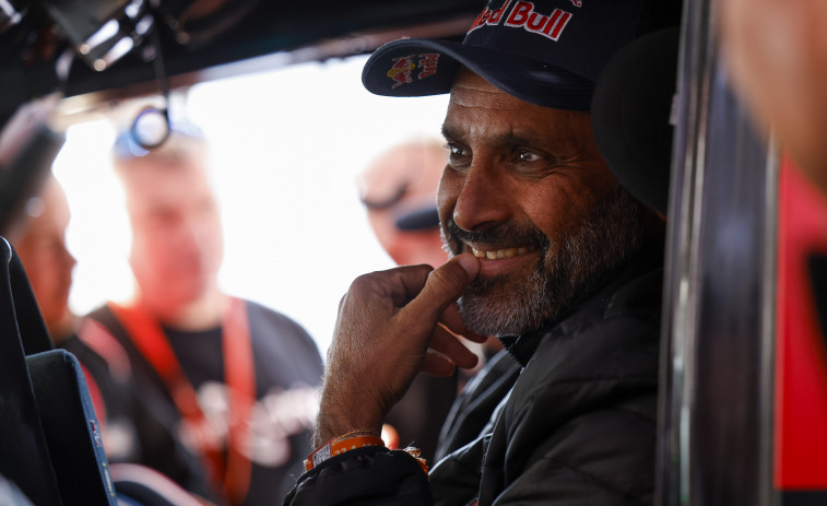 Al-Attiyah se adueña del tiempo, camino de su quinto Dakar