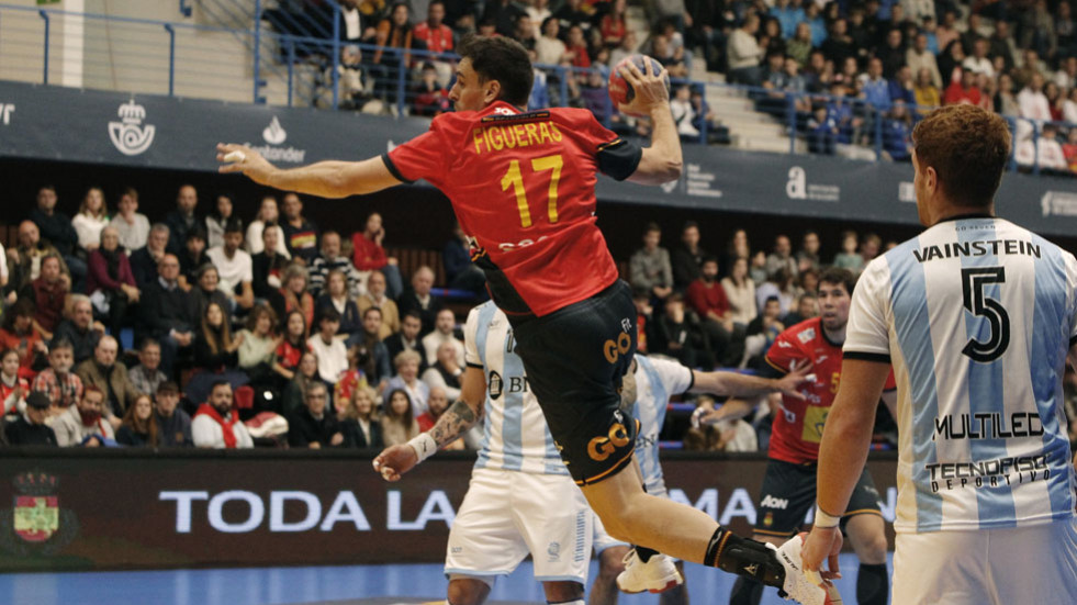 España no da opción a Argentina y se lleva su Torneo Internacional (31-20)