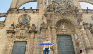 Carlos Pena, aficionado del Deportivo de Jerez: “Si asciende el Depor me pondría a hacer el Camino de Santiago”