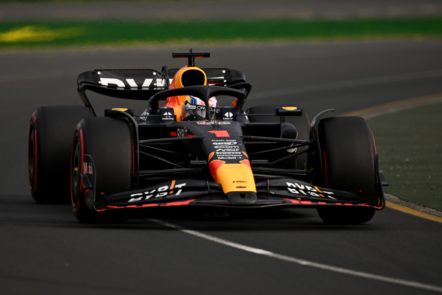 Verstappen, delante de los Mercedes y de Alonso en Australia; Sainz, quinto