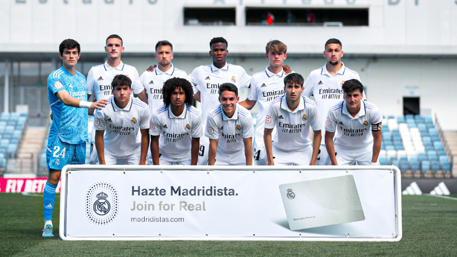 El Castilla golea al Celta B (3-0) y se sitúa líder provisional