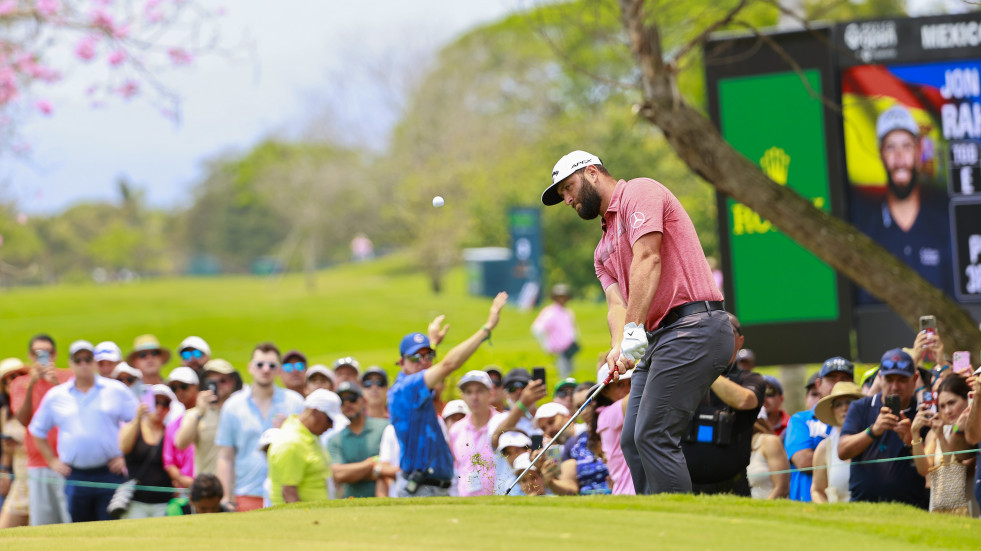 Jon Rahm amplía su ventaja como número 1