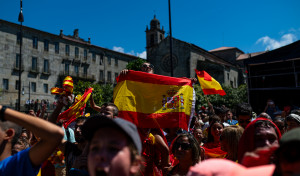 Pontevedra vibra con el triunfo de Tere Abelleira, su vecina campeona del mundo