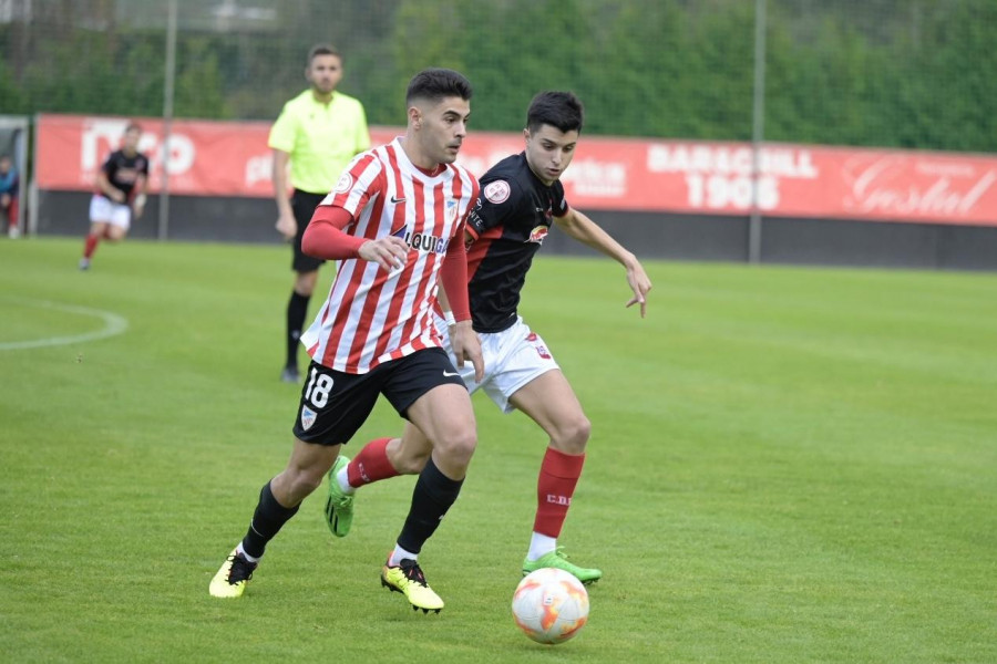 Victoria del Arteixo frente al Montañeros en un choque intenso (3-0)