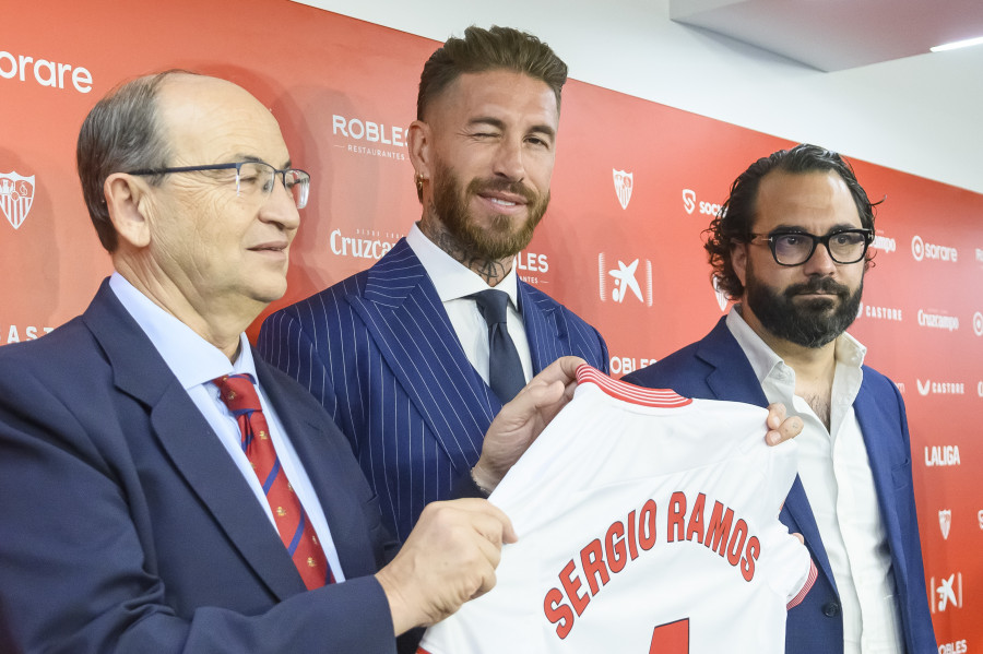 El Sánchez-Pizjuán se rinde a Sergio Ramos dieciocho años después