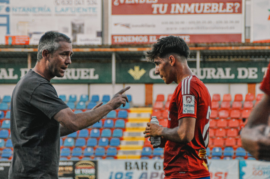 Víctor Bravo: “Nos enfrentamos a un superequipo como el Depor”