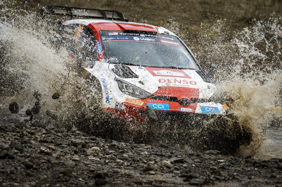 Victoria de Rovanpera en Acrópolis, con Dani Sordo tercero