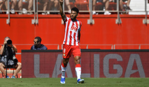 3-3 | Almería y Granada empatan en aciertos y errores en un partido loco