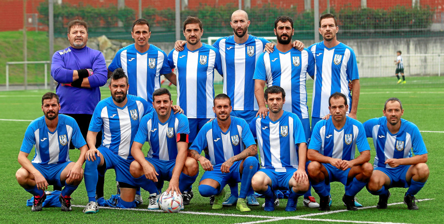 Varios gallitos de la Segunda de A Coruña-Ferrol se la juegan