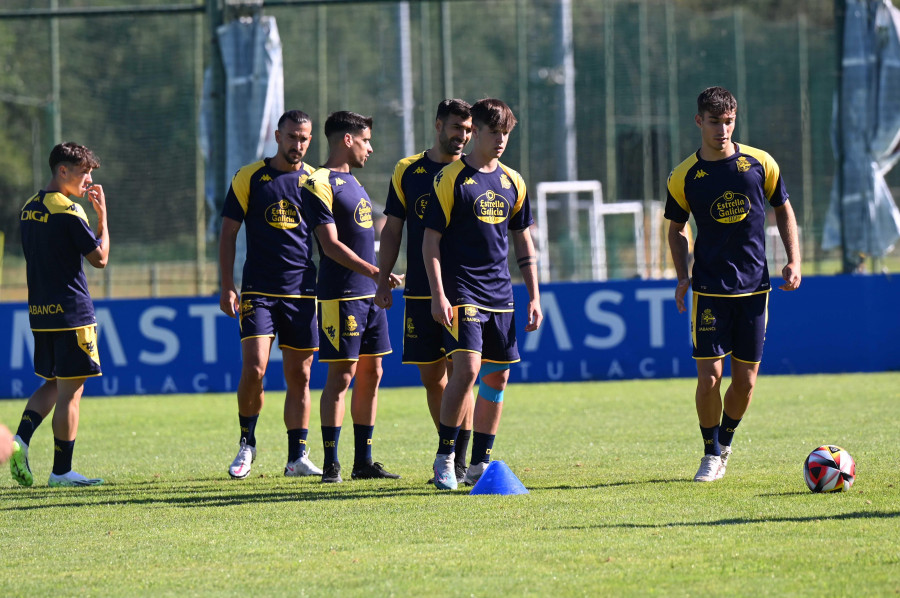 Rubén López, novedad en la convocatoria del Depor frente al Celta Fortuna