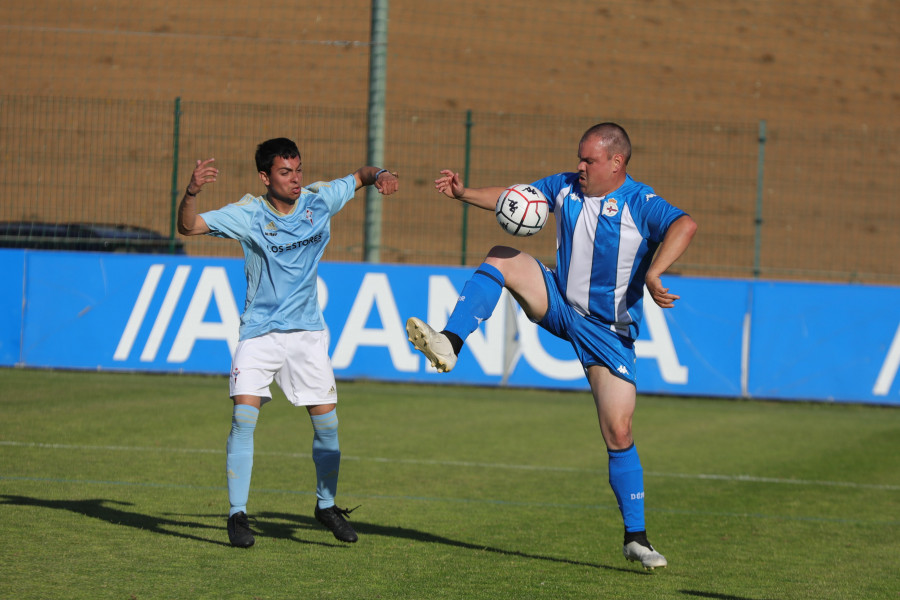 Derbi entre Depor Genuine y Celta Integra en Abegondo