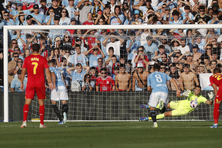 El Getafe resiste más de setenta minutos en Balaidos con un jugador menos (2-2)