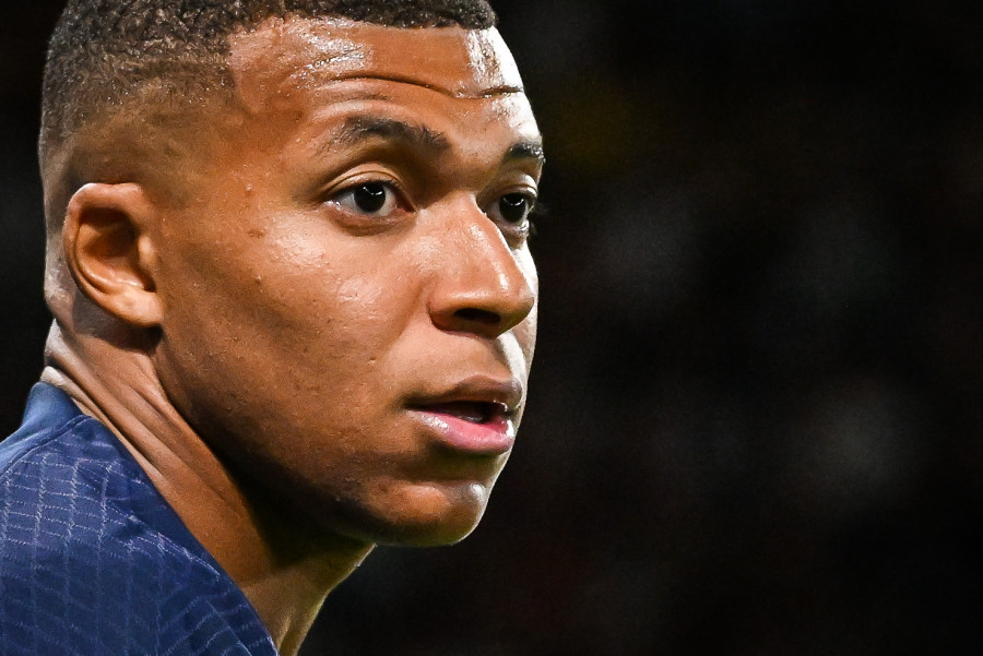 Mbappé manda a Francia a la Eurocopa con dos goles decisivos (1-2)